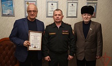 Росгвардейцы поздравили журналистов Северного Кавказа с Днем российской печати